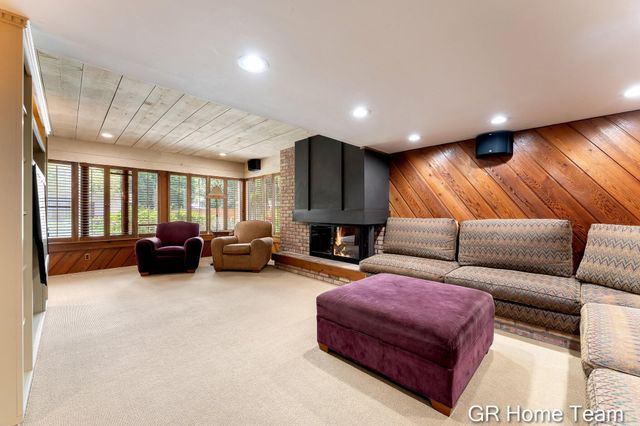 410 W South Street, Greenville City, MI 48838