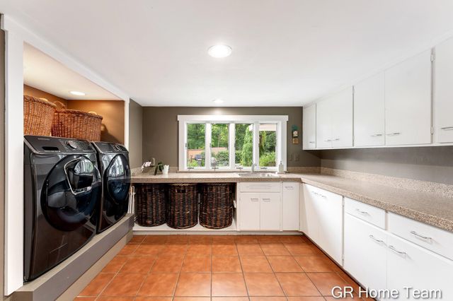 410 W South Street, Greenville City, MI 48838