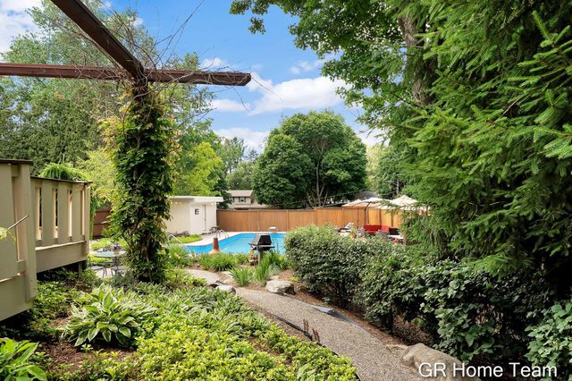 410 W South Street, Greenville City, MI 48838