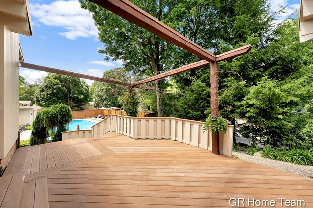 410 W South Street, Greenville City, MI 48838
