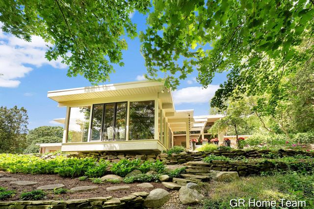 410 W South Street, Greenville City, MI 48838