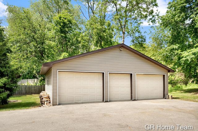 410 W South Street, Greenville City, MI 48838