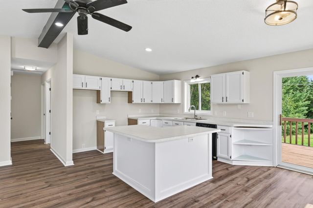 42275 Harder Avenue, Harris, MN 55032