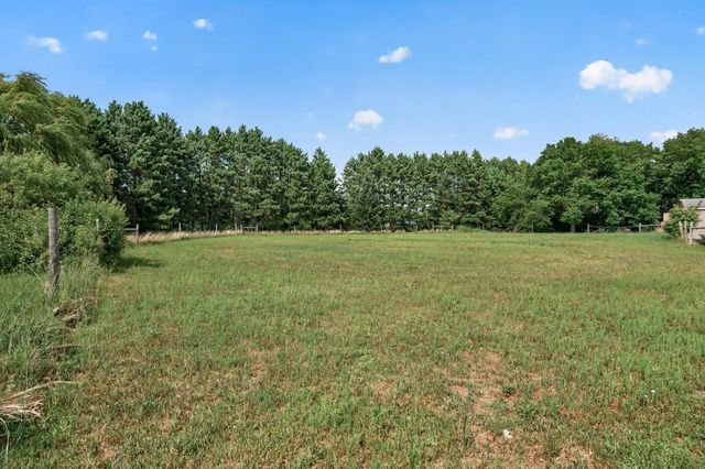 42275 Harder Avenue, Harris, MN 55032