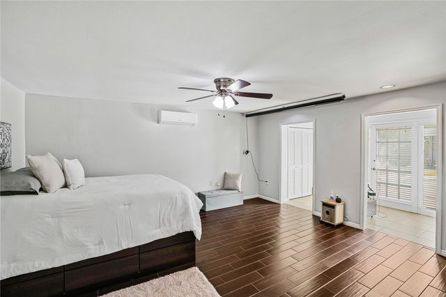 1221 W Henrietta Ave, Kingsville, TX 78363