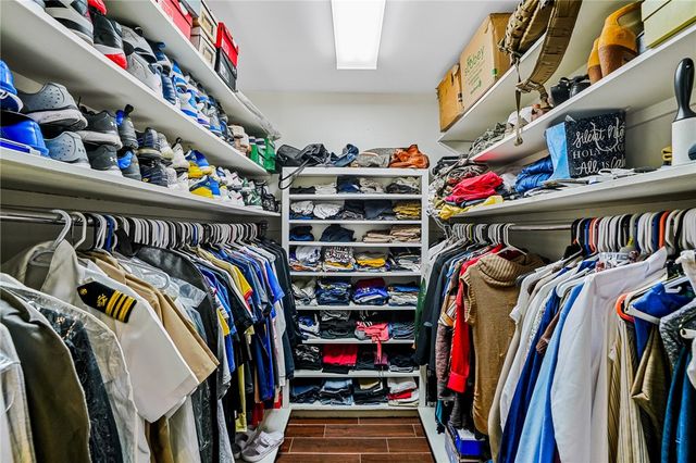 1221 W Henrietta Ave, Kingsville, TX 78363