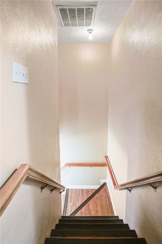 1221 W Henrietta Ave, Kingsville, TX 78363