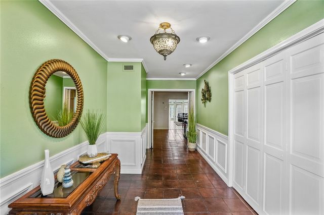 1221 W Henrietta Ave, Kingsville, TX 78363