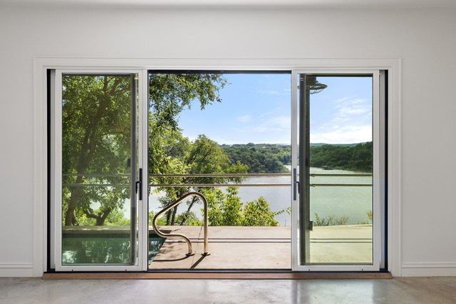 24423 Pedernales DR, Spicewood, TX 78669