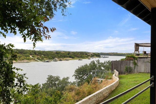 24423 Pedernales DR, Spicewood, TX 78669