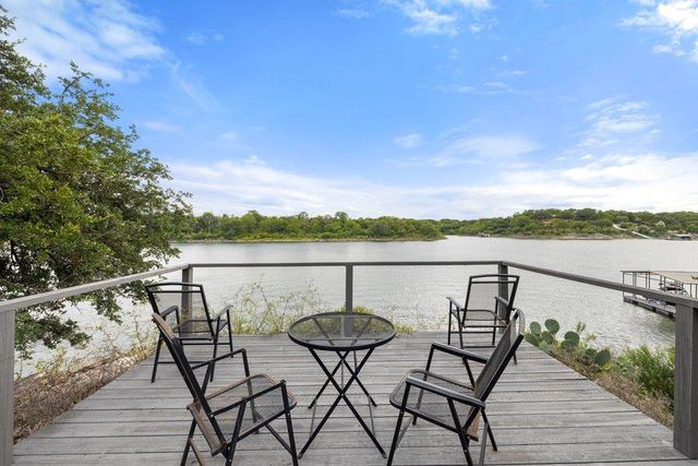 24423 Pedernales DR, Spicewood, TX 78669