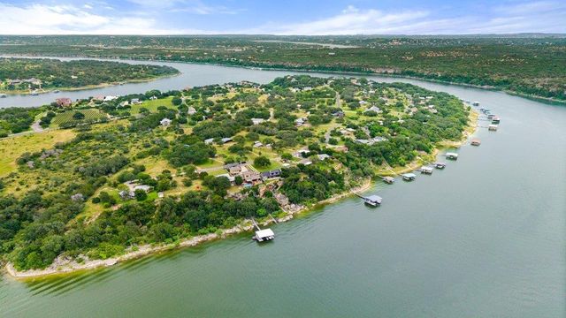 24423 Pedernales DR, Spicewood, TX 78669