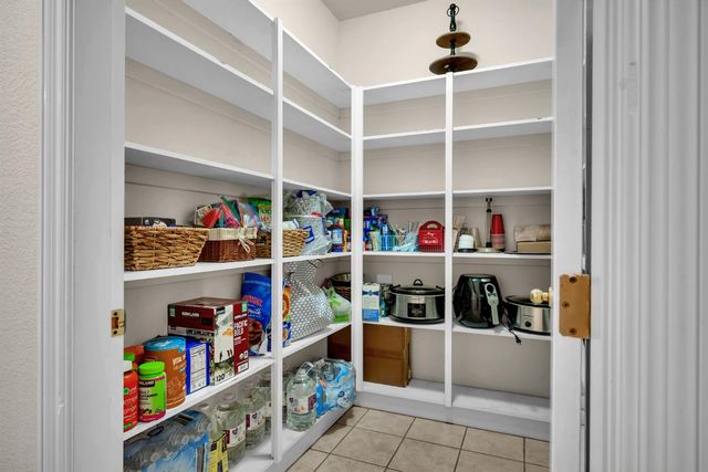 4811 Argyle Ln, Sacramento, CA 95841