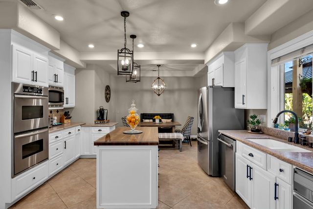 4811 Argyle Ln, Sacramento, CA 95841