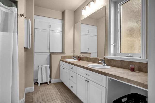 4811 Argyle Ln, Sacramento, CA 95841