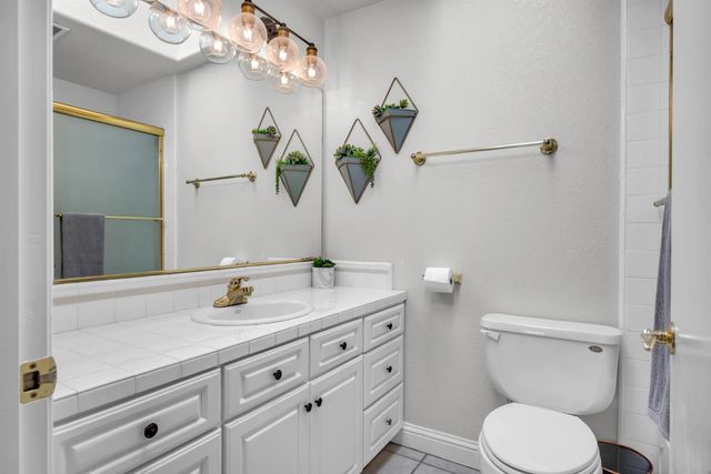 4811 Argyle Ln, Sacramento, CA 95841