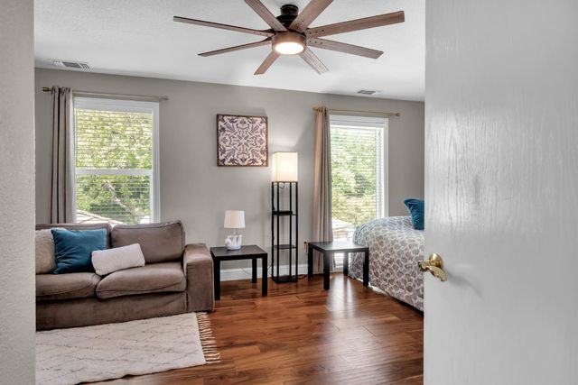 4811 Argyle Ln, Sacramento, CA 95841