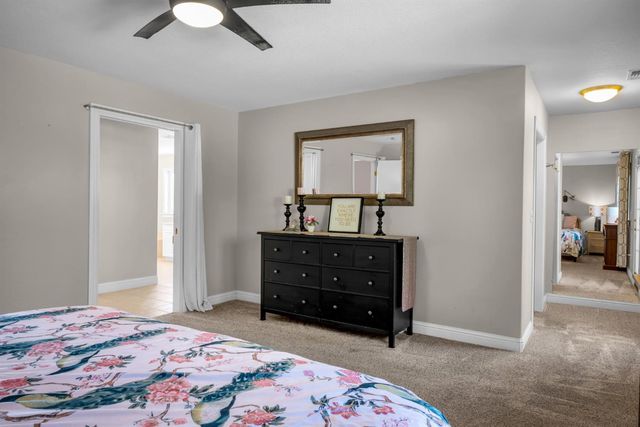 4811 Argyle Ln, Sacramento, CA 95841