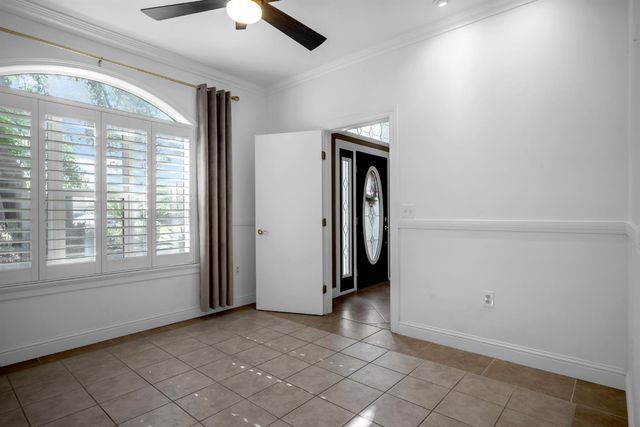 4811 Argyle Ln, Sacramento, CA 95841