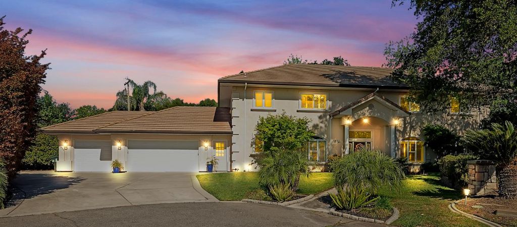 4811 Argyle Ln, Sacramento, CA 95841