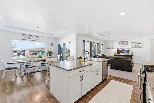 598 S CROOKED POST WAY, Saratoga Springs, UT 84045