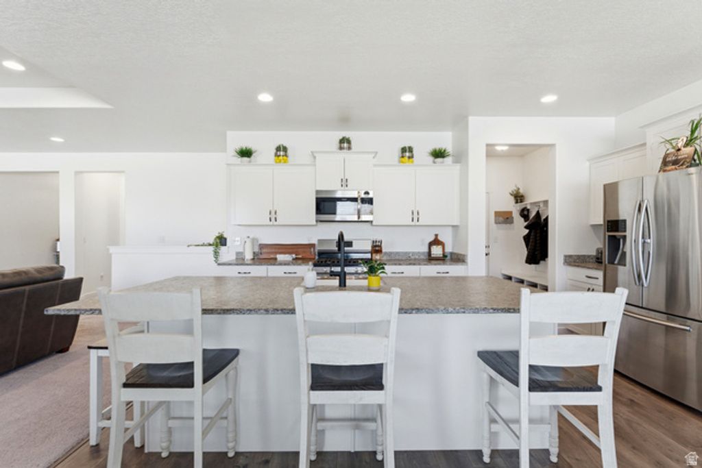 Image 13 of property listing at 598 S CROOKED POST WAY, Saratoga Springs, UT 84045