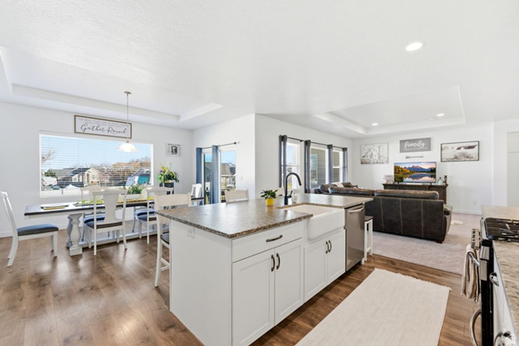 Image 15 of property listing at 598 S CROOKED POST WAY, Saratoga Springs, UT 84045