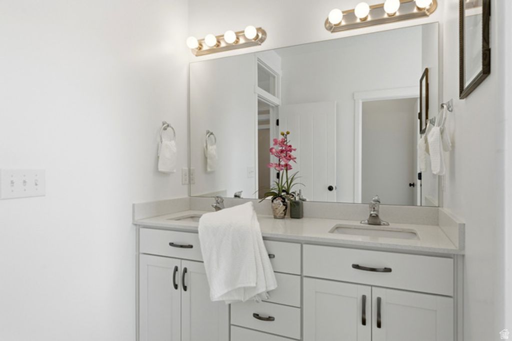 Image 28 of property listing at 598 S CROOKED POST WAY, Saratoga Springs, UT 84045