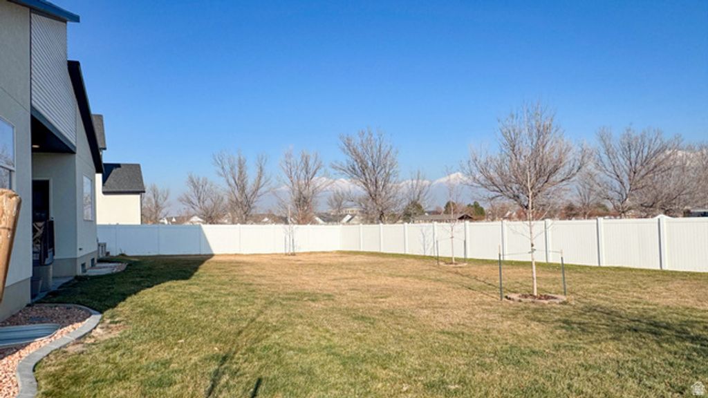 Image 59 of property listing at 598 S CROOKED POST WAY, Saratoga Springs, UT 84045