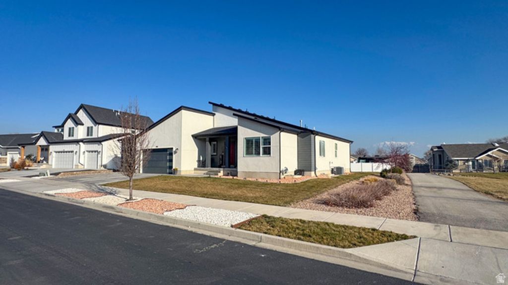 Image 69 of property listing at 598 S CROOKED POST WAY, Saratoga Springs, UT 84045