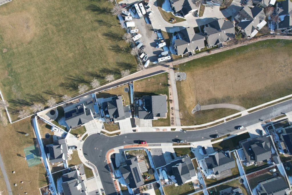 Image 77 of property listing at 598 S CROOKED POST WAY, Saratoga Springs, UT 84045