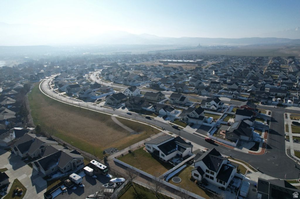 Image 81 of property listing at 598 S CROOKED POST WAY, Saratoga Springs, UT 84045