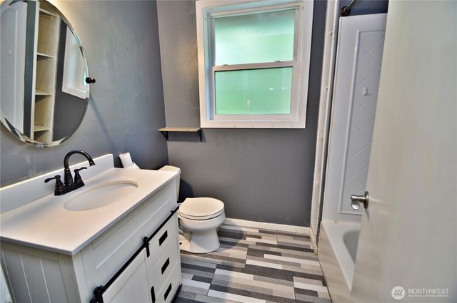 4830 Beverly Drive NE, Olympia, WA 98516