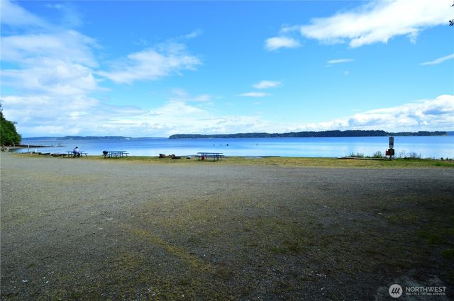 4830 Beverly Drive NE, Olympia, WA 98516