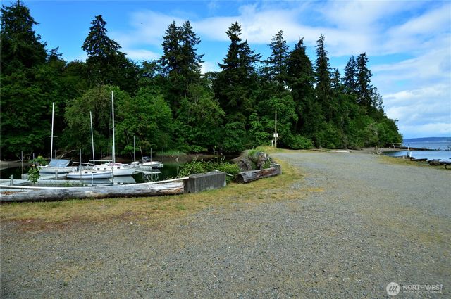 4830 Beverly Drive NE, Olympia, WA 98516