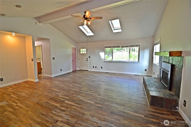 4830 Beverly Drive NE, Olympia, WA 98516