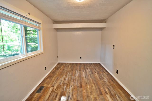 4830 Beverly Drive NE, Olympia, WA 98516