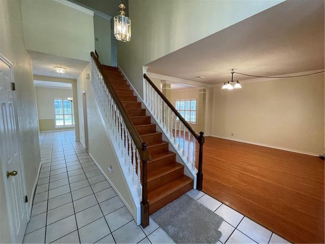 6407 Old Harbor LN, Austin, TX 78739