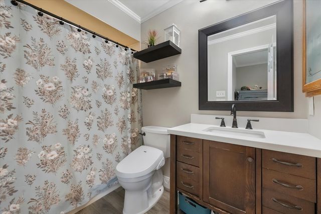 329 E Crossland Boulevard, Grand Prairie, TX 75052
