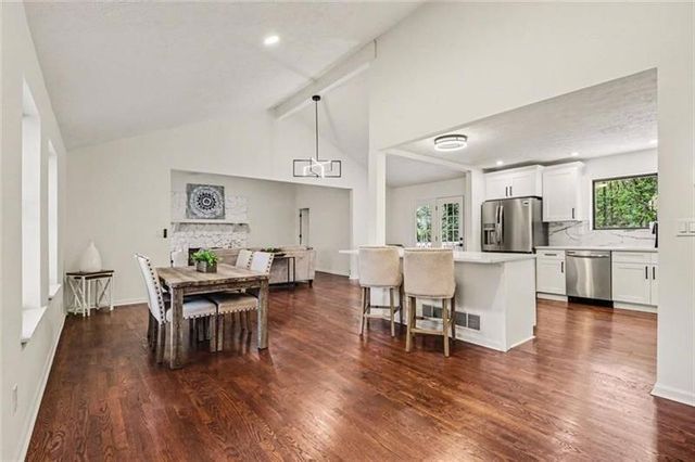 115 Ansley Court, Roswell, GA 30076