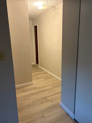 135 Winthrop St 1B, Framingham, MA 01702