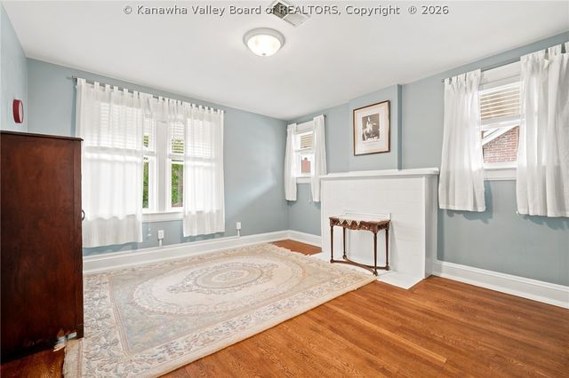 817 Maple Road, Charleston, WV 25302