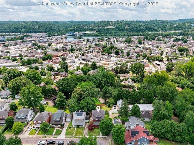 817 Maple Road, Charleston, WV 25302