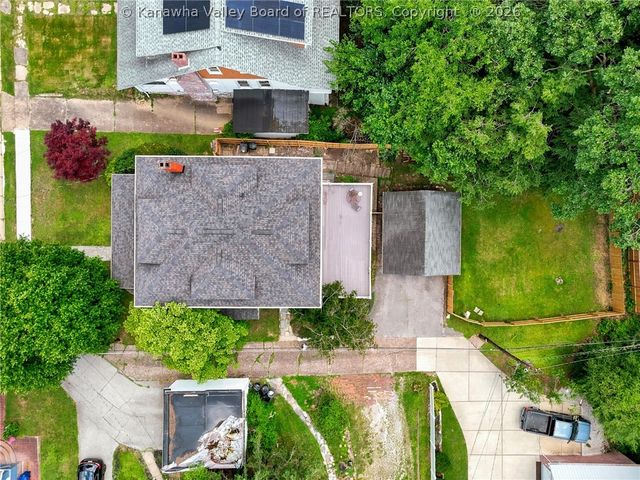 817 Maple Road, Charleston, WV 25302