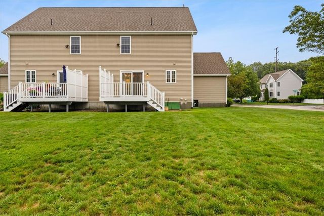 16 Streamview Drive 16, Cumberland, RI 02864