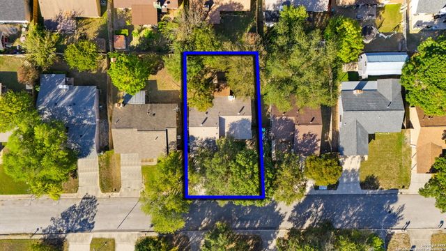 9419 Lands Point St, San Antonio, TX 78250