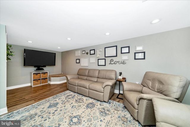 6388 LOUDON AVE, Elkridge, MD 21075