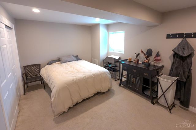 415 Brookhurst Drive, Monroe, OH 45050