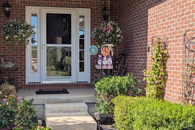 415 Brookhurst Drive, Monroe, OH 45050