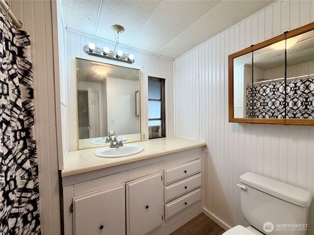 774 Rain Street NE, Ocean Shores, WA 98569